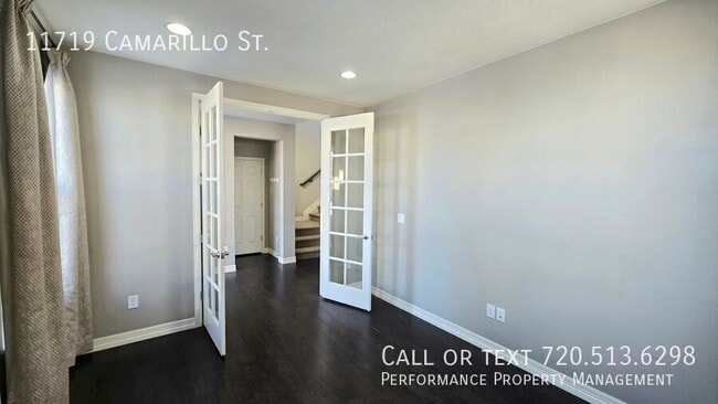 Building Photo - 11719 Camarillo St