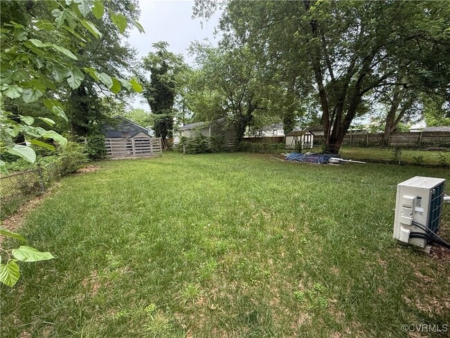 Building Photo - 3011 Napoleon St