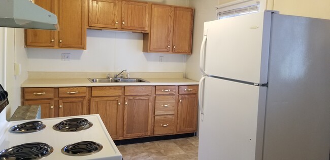 Kitchen - Unit 1 - 422 High St