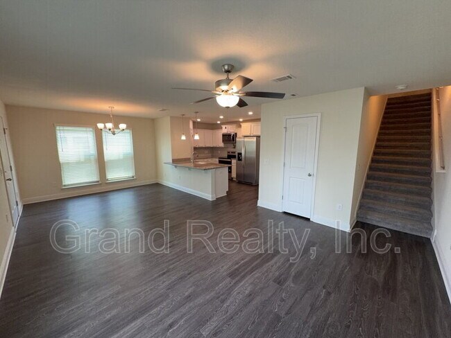 Building Photo - 4393 Village Oak Ln