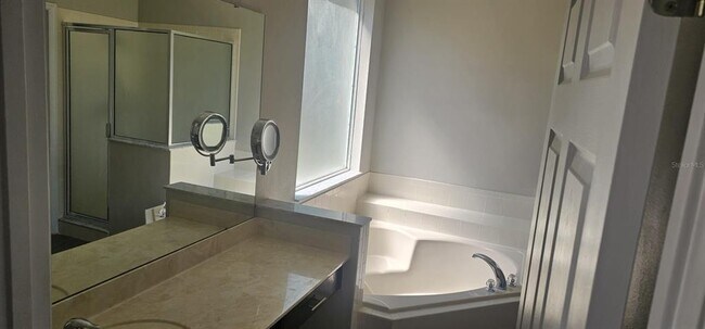 Building Photo - 8500 Palm Harbor Dr