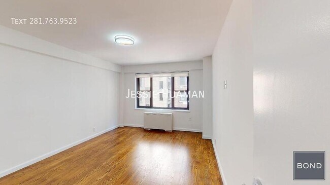 Building Photo - 405 E 56th St