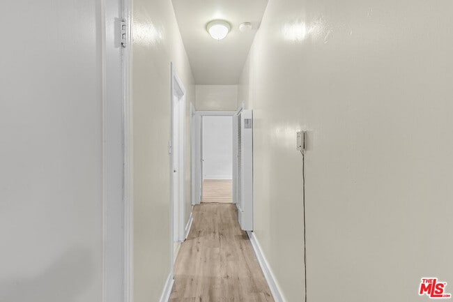 Building Photo - 3801 1/2 Mont Clair St