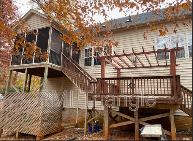 Building Photo - 2111 Baycourt Trail