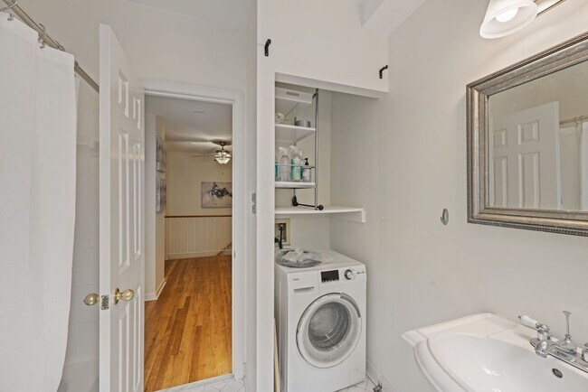 Building Photo - Kalorama Two Bedroom Duplex on Quiet Street! Private Patio/Decorative Fireplace & More!