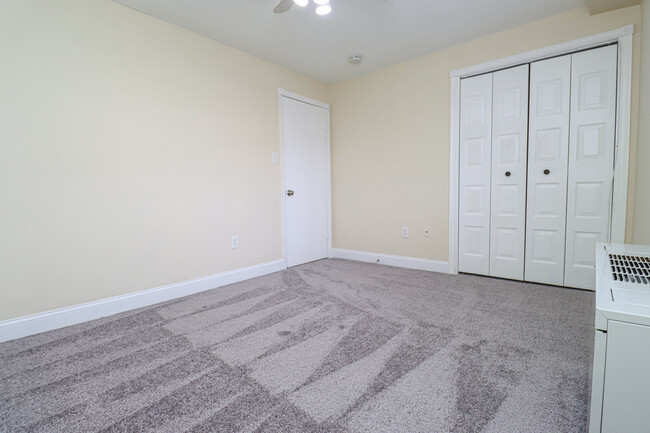 Primary suite - 4411 Romlon St