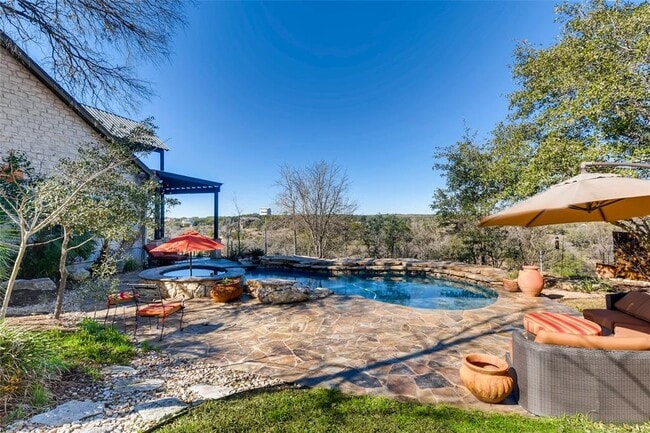 Building Photo - 2614 Pace Bend Rd S