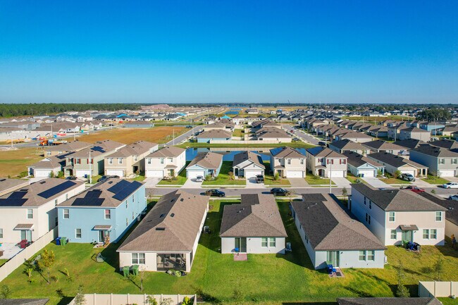 Building Photo - 2362 Brassie Ct