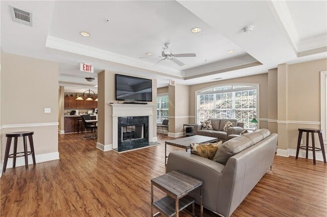 Building Photo - 3275 Lenox Rd NE