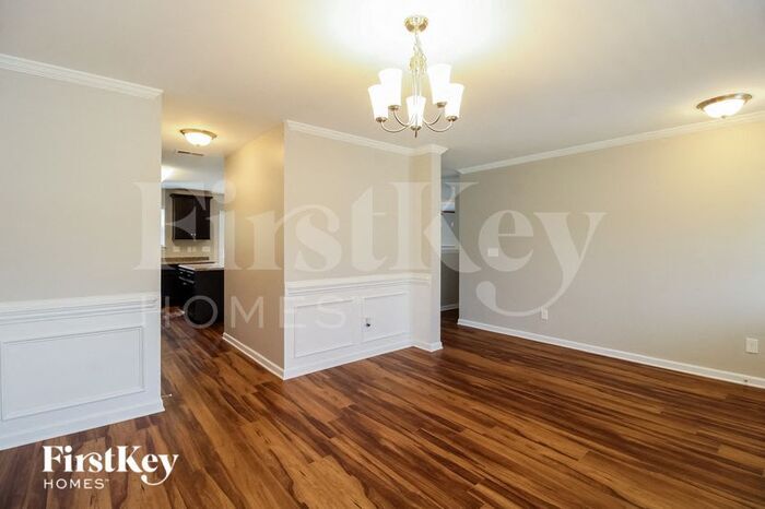 Building Photo - 1752 Abbott Oaks Dr