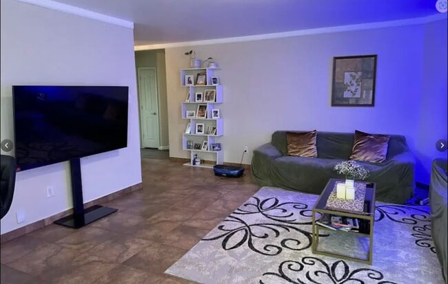 Building Photo - 1505 Hill Lockwoods Dr