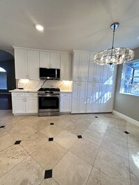 Building Photo - 2123 Deland Ct