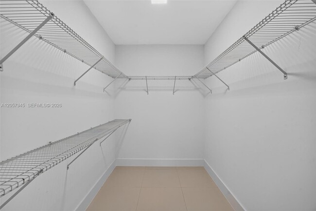Building Photo - 13707 SW 91st Ct