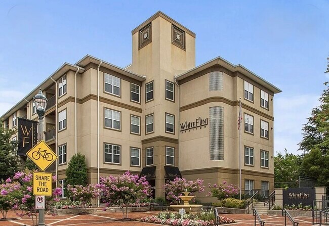 Building Photo - 11800 Old Georgetown Rd