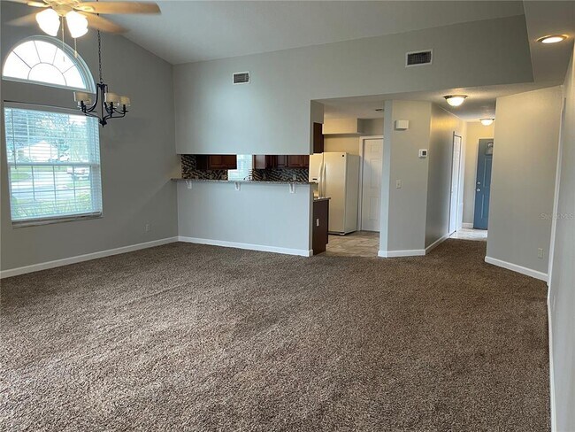 Building Photo - 100 Division St