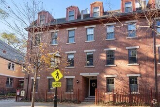 Building Photo - 3 Devens St