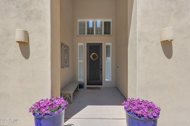 Primary Photo - 1740 W Bartlett Way