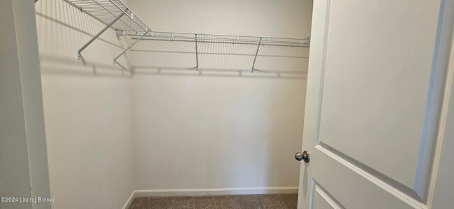 Building Photo - 1557 Robin Rd