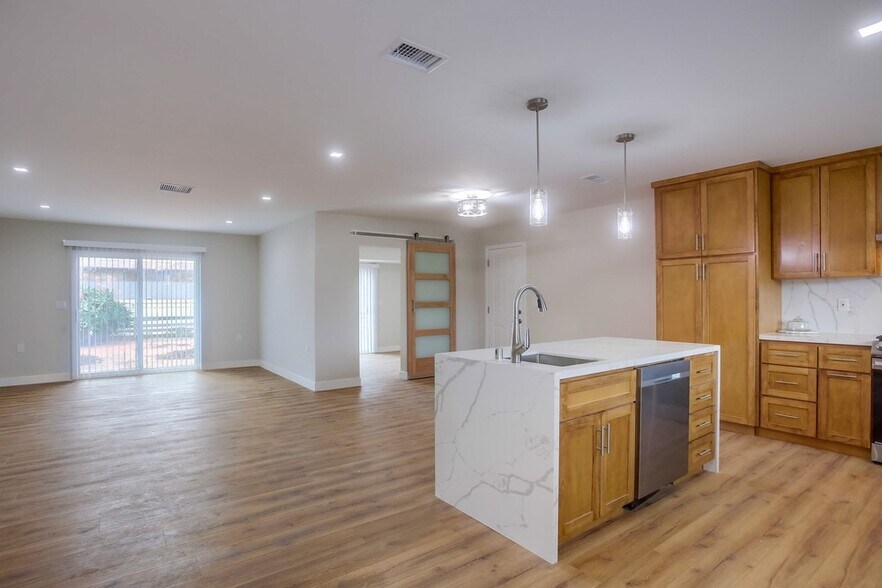 Building Photo - 16720 Callado Ct