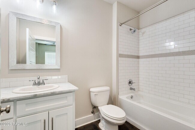 Building Photo - 124 Canvasback Dr