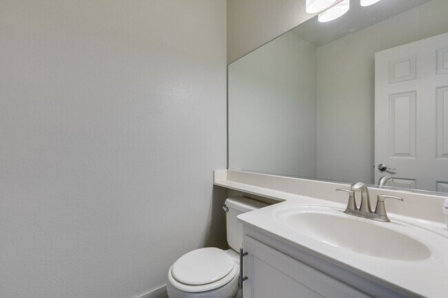 Building Photo - SUMMERLIN BEAUTY WITH TONS OF UPGRADES*3 LARGE BEDROOMS*COMMUNITY POOL*