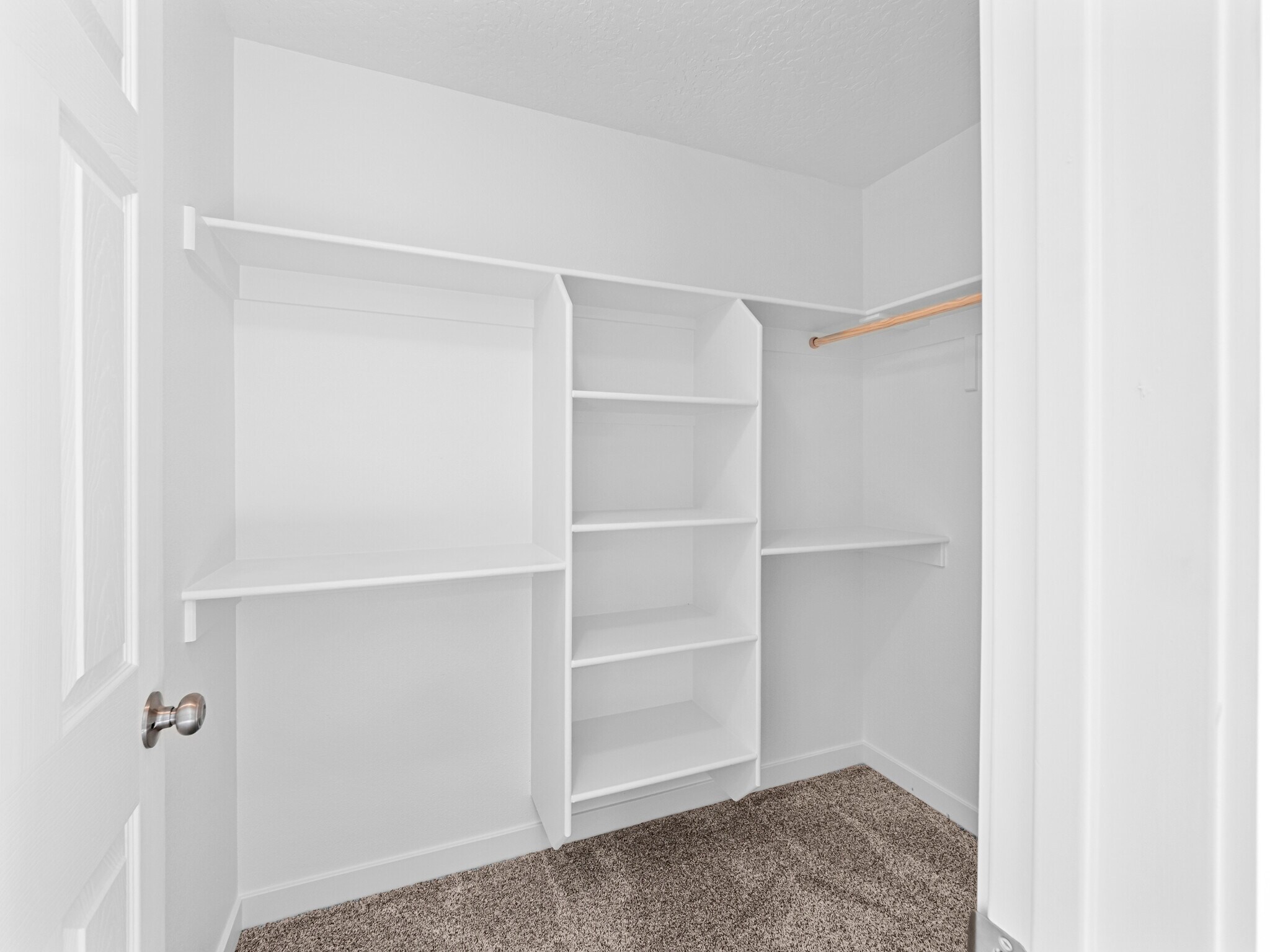 Building Photo - 9562 W Littlewood Dr