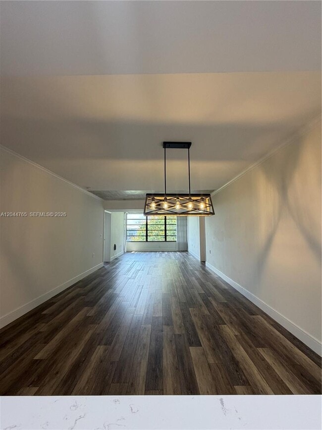 Building Photo - 1705 Whitehall Dr