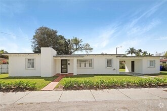 Building Photo - 3296 NW 14th Terrace