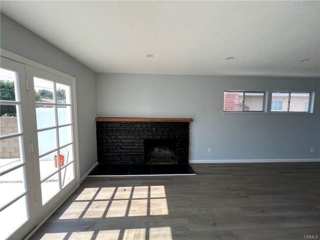 Building Photo - 1829 S White Ave