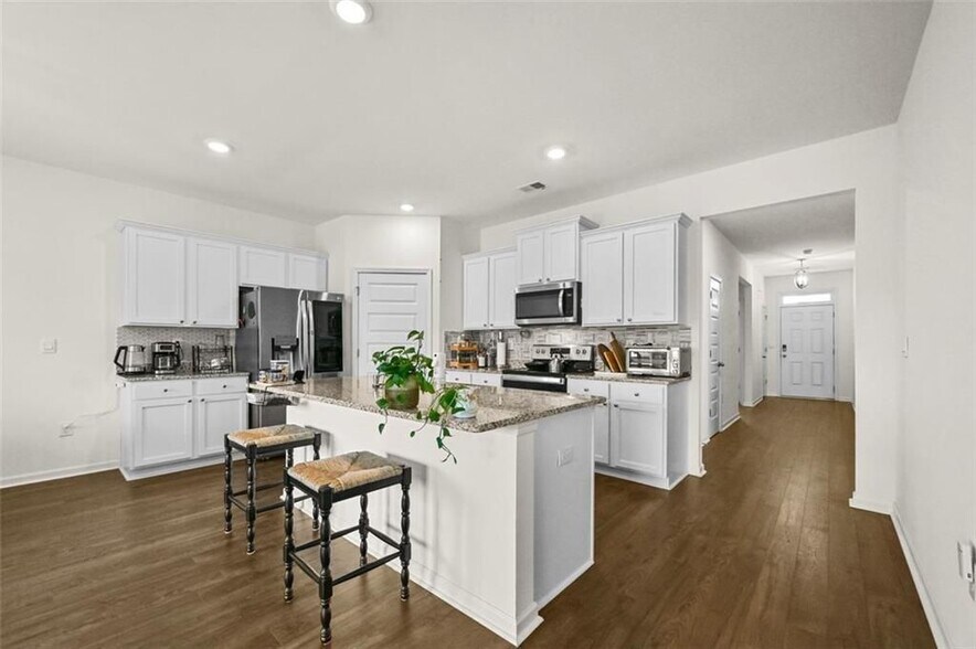 Building Photo - 120 Echo Ct