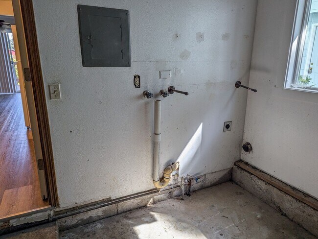 Building Photo - ARABIAN1188-1192