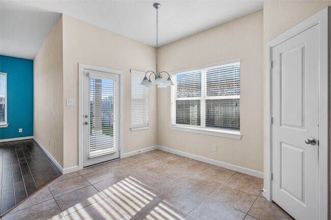 Building Photo - 9430 Jayci Hills Ln