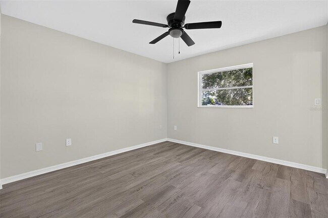 Building Photo - 7510 Ligustrum