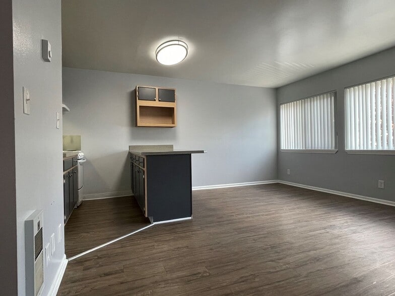 Interior Photo - Bellevue Place Apartments