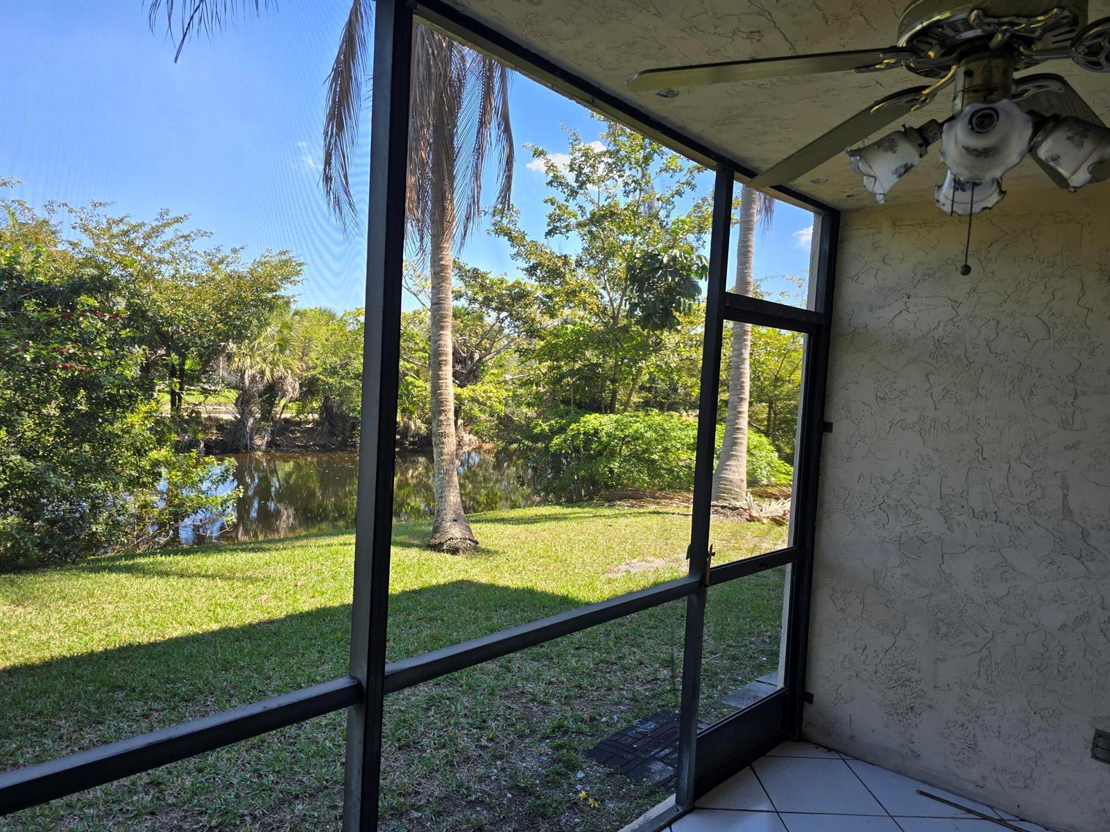 Building Photo - 3900 NW 76th Ave