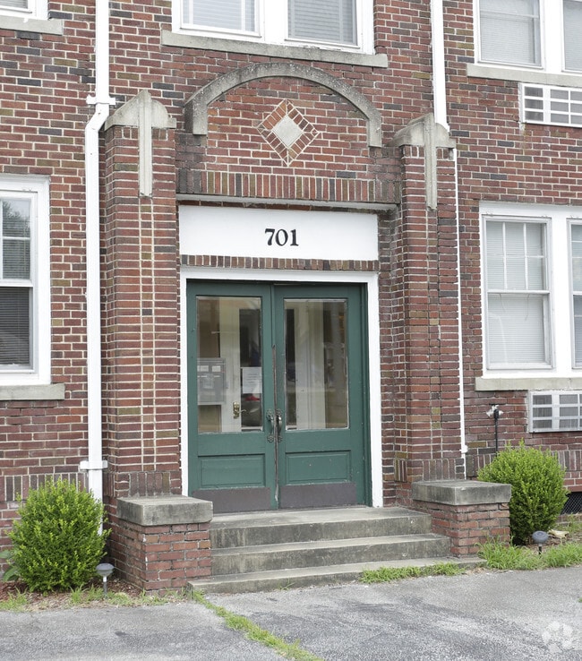 701 E Main St 701 E Main St Spartanburg SC 29302 Apartment Finder