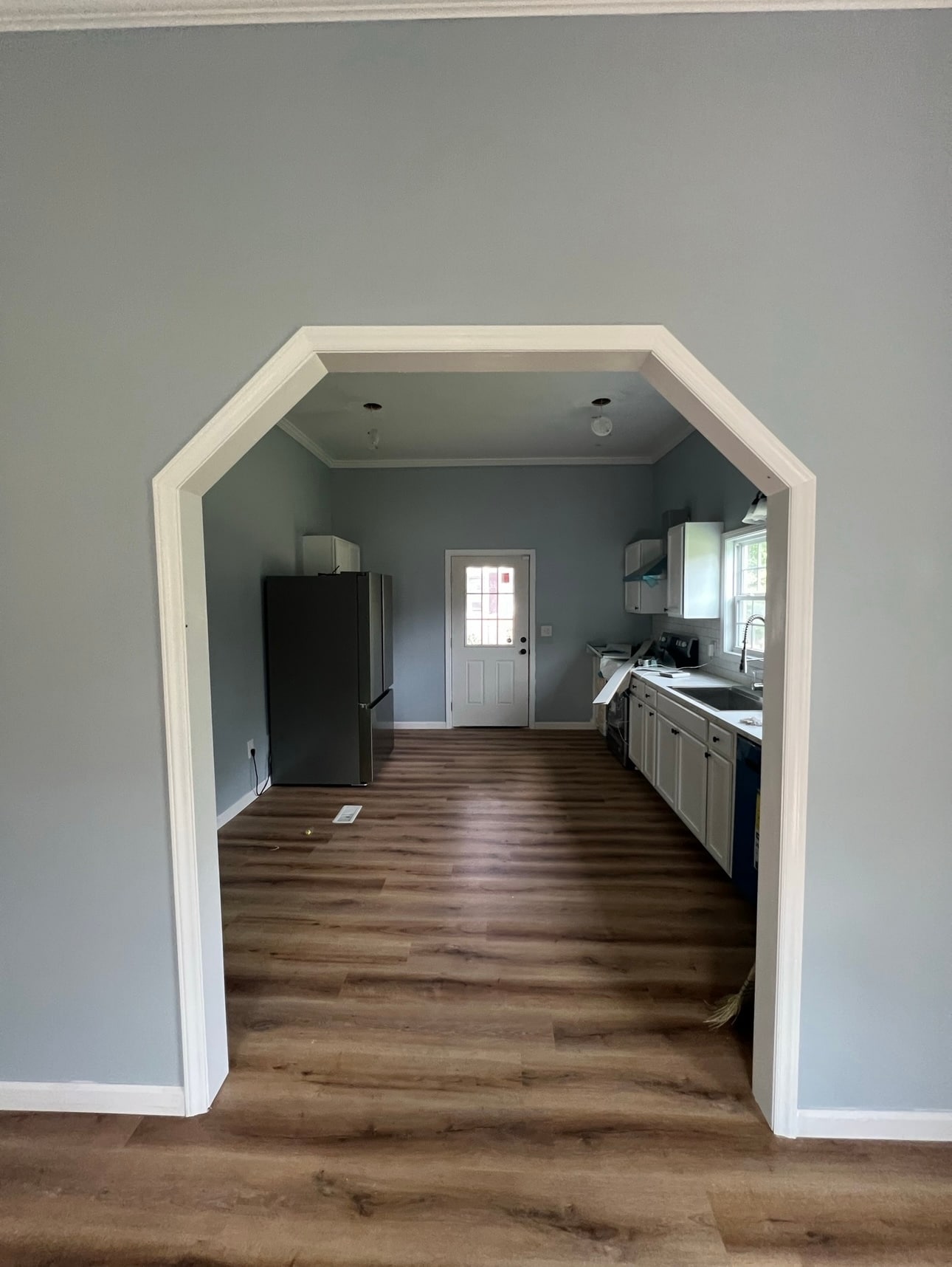 Building Photo - 400 McIver St