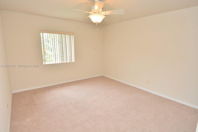 Building Photo - 4648 56th Ln