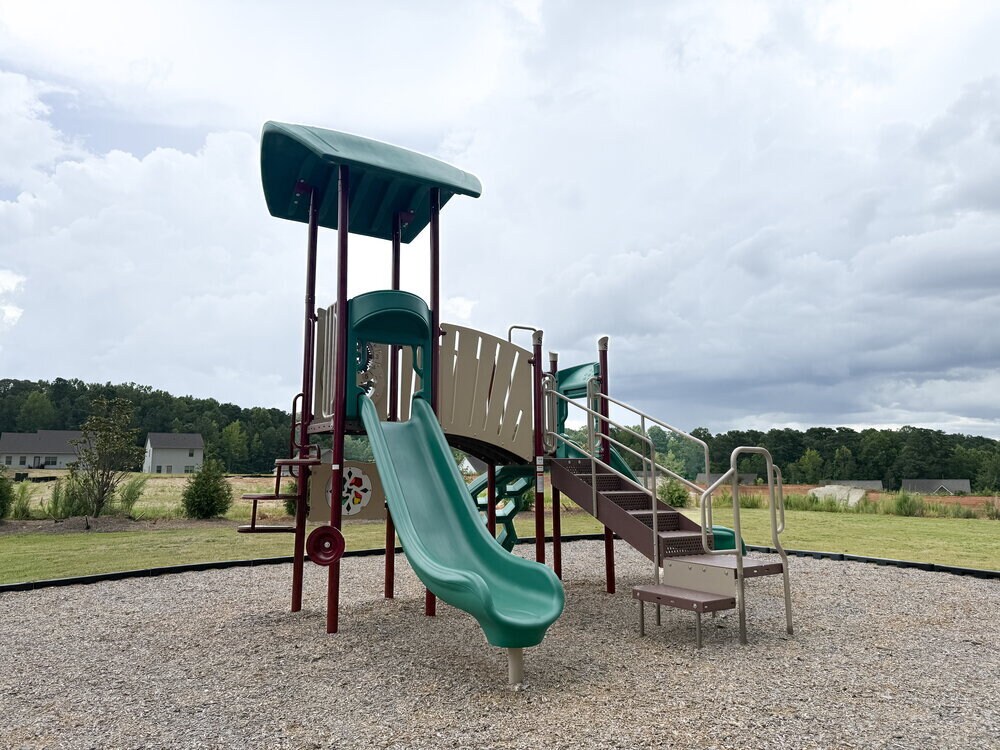 Building Photo - 676 Cantrell Dr