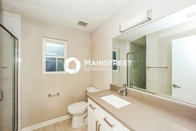 Building Photo - 4 Bedroom Pet-Friendly Home in Decatur, GA with Main Street Renewal