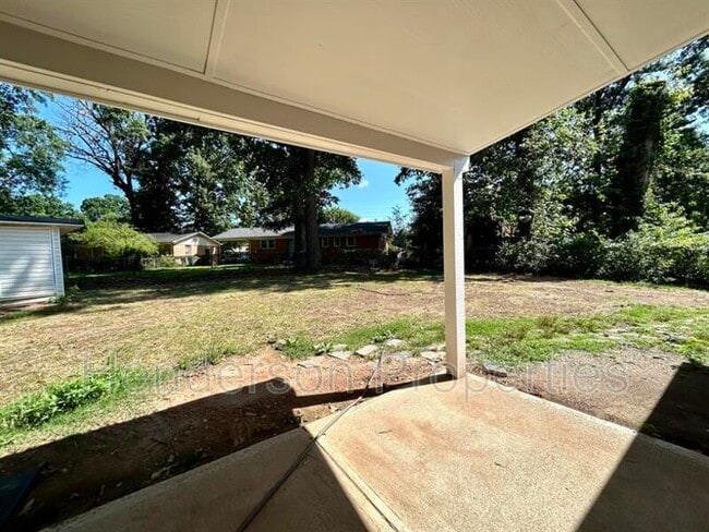 Building Photo - 5405 Myrica Ln
