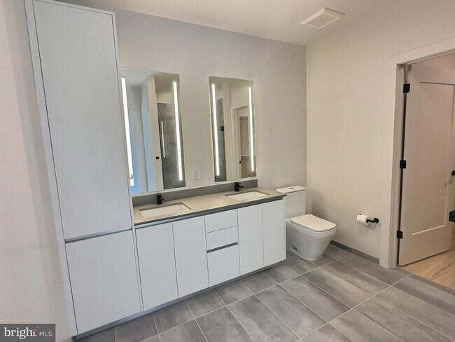 Building Photo - 3130 Potomac Ave