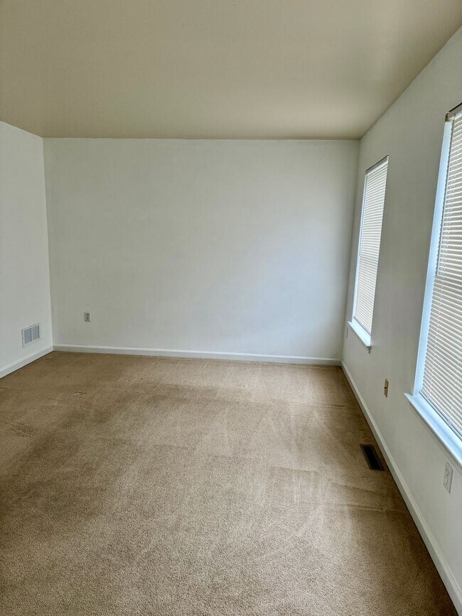 Building Photo - 678 ROCKWOOD DRIVE ELIZABETHTOWN, PA 17022