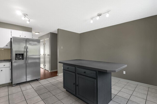 Building Photo - 5763 Stormcroft Ave