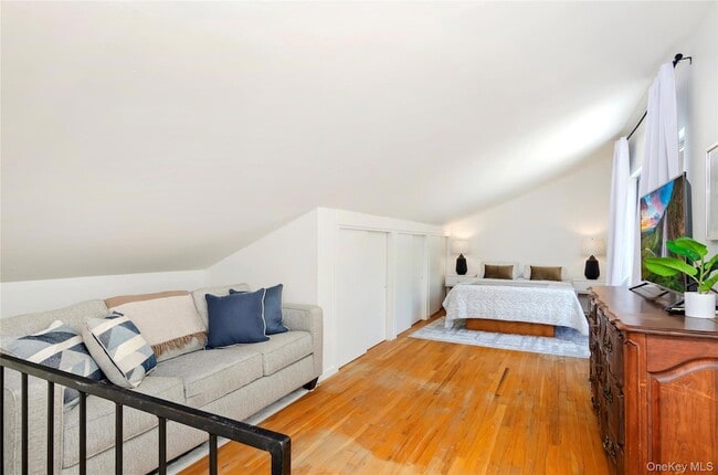 Building Photo - 24 N Quarter Rd