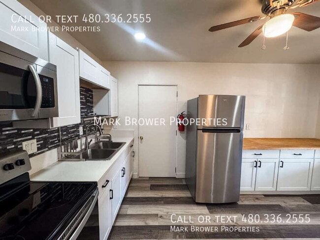 Building Photo - 2801 N 17th Pl