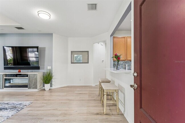 Building Photo - 10659 Whittington Ct