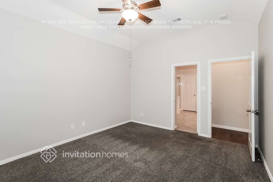 Building Photo - 5301 Spicewood Dr