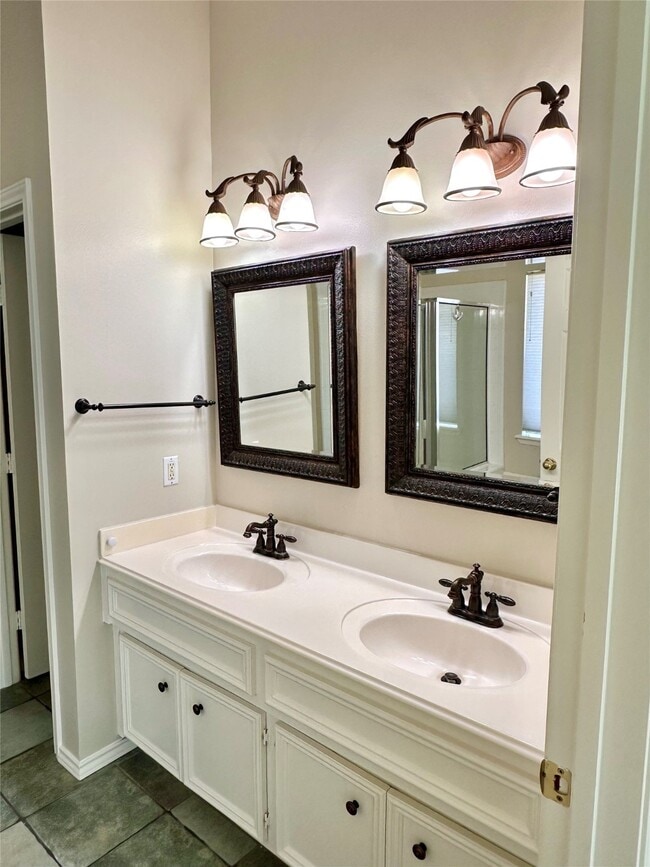 Building Photo - 3126 Ivy Bend Dr