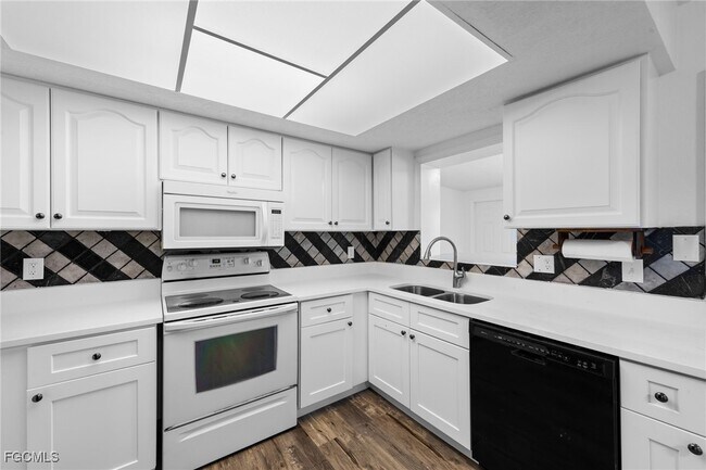 Building Photo - 2981 Ribbon Ct